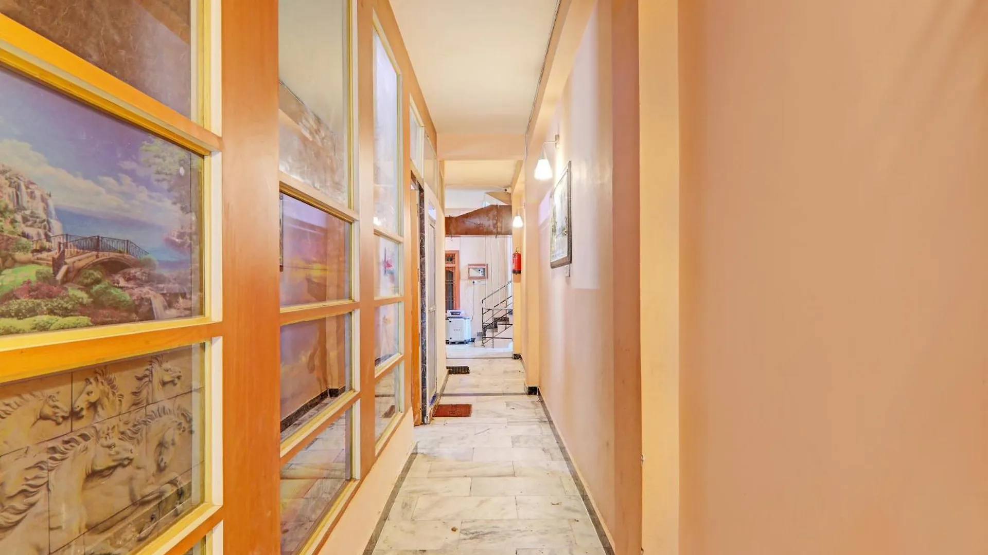Hotel O Home Singhs Delight Varanasi
